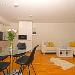 Kew Bridge Apartment