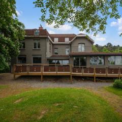 Luxurious holiday home on the banks of the Ourthe