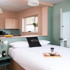 Settle in Southampton - Self Check-In Serviced Rooms & Suites