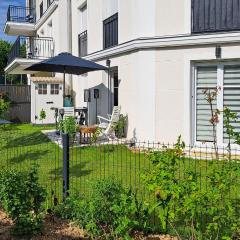 Gorgeous Apartment In Le Blanc-mesnil With Kitchen