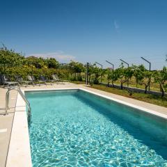 Holiday House Villa Skrila