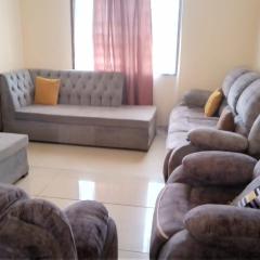 Lux Suites Vera 3 bedroom Apartment Nyali