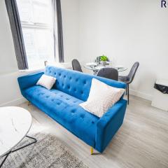 12B Alexandra Street - Stylish Apartment in the Heart of Southend on Sea by Rockman Stays