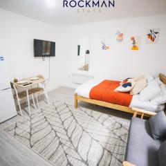 12D Alexandra Street - Charming Apartment in Central Southend Location by Rockman Stays
