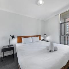 Sydney CBD 2B Apt / City View / NHA653-1706