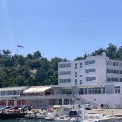 Hotel Tolero