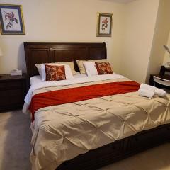 Beautiful Master Bedroom, TV, Wi-fi, Laundry, Parking