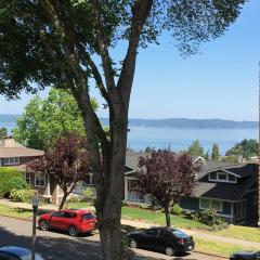 Pacific View, Best Area, 2 Baths, 2 Bedrooms, WD, Jacuzzi Bath, New Carpet, Balcony, View, 925sf