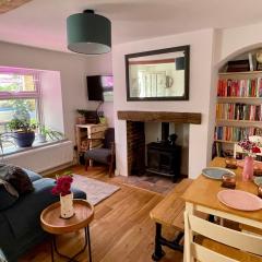 Quiet & Cosy 2-Bedroom Cottage in Coltishall