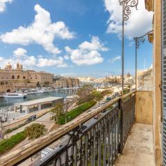 Marina View - Front of Sea Cospicua - Happy Rentals