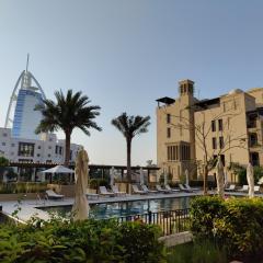 Ultimate Stay / Next to Burj Al Arab / Upscale Luxury / Amazing Pool with a View / Perfect Holiday / Madinat Jumeirah / 2 BDR