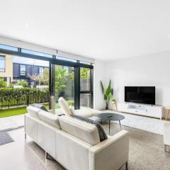 Hobsonville Point Enchanter with Parking and Wi-fi