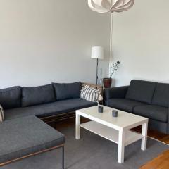 Tapiola Hill Apartment 2 bedroom and 1 living with private parking