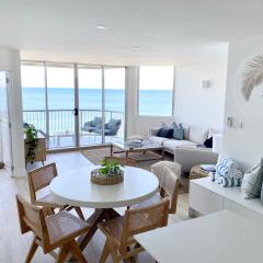 Monterey Lodge - Unit 18, 27 Warne Terrace, Kings Beach Caloundra