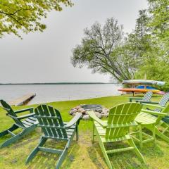 Cozy Carp Lake Cottage with Dock, 4 Kayaks and Fire Pit