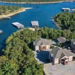 Rockwood Condos on Table Rock Lake With Boat Slips