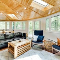 Pocono Pines Penthouse with Private Deck!