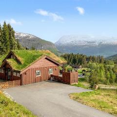 Beautiful Home In Stryn With Kitchen