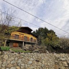 Chalet cerdan typiques a Dorres proche de Font-Romeu