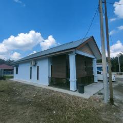 Awanan Biru Homestay