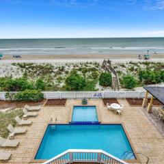 The Oasis, Oceanfront Home with Pool and Hot Tub