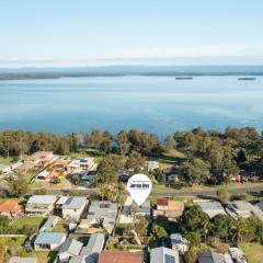 Wanderer by Experience Jervis Bay