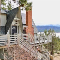 Best View - Spacious home with hot tub, game room, and 180 degree panoramic view of Big Bear Lake!