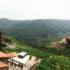 Apedeceo Belesar Villa, Ribeira Sacra, Galicia