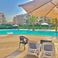 Ultra Luxury 3BR with Pools ,Sports ,Dining in Gated compound, Close to all sites