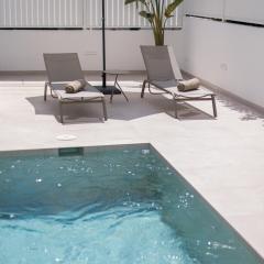 Bossa Bay Suites with Private Pool - MC Apartments Ibiza