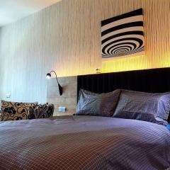 KLCC Luxurious 2 Floors Homestay 5BR for 15pax