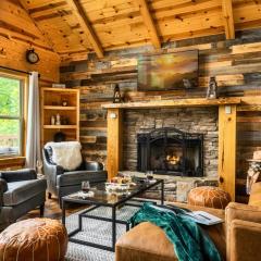 Mountainside - New Luxury Cabin-Fire Table-Hot Tub-3 Pools-PS5-Bears