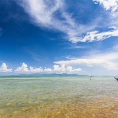 The Cosy Sunset Beach Resort & Restaurant