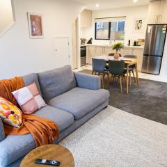 St Albans 2 bed townhouse with carpark