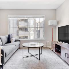 Sunnyvale 1BR w Gym Pool BBQ nr Apple SFO-896