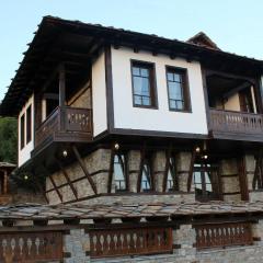 Delchevata Kushta V Leshten