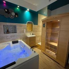 Suite d'amour et détente jacuzzi, sauna et massage