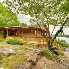 Scenic Eagle Rock Retreat on Table Rock Lake!