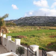 apartment close to beach and stJulians