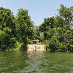 green house at silver lake