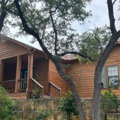 The Den - Family friendly, Close to Fiesta Texas, SeaWorld, Riverwalk and more