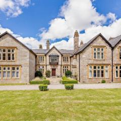 Manor Court
