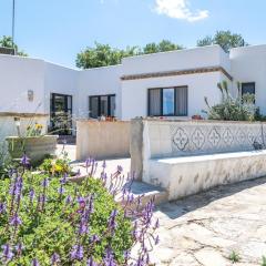 Beautiful villa overlooking the natural park