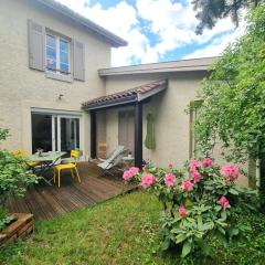 Gîte Saint-Galmier, 3 pièces, 4 personnes - FR-1-496-292