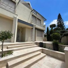 Kosher Luxury villa - Raanana