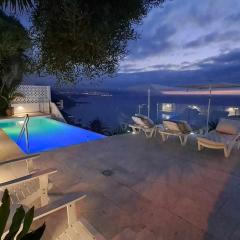 The cliff casa marag