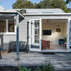 Cottage on Aotea