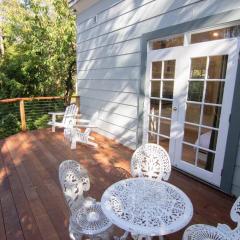 Bottlebrush Cabin, cosy private cabin in the trees