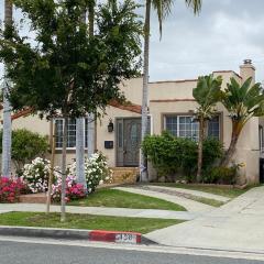 2 Bedroom Home in Beverly Hills with Jacuzzi