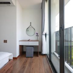 Sweethome 121 Yen Phu Westlake Apartment